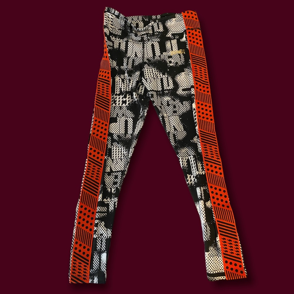 Womens Patterned Zumba Brand Yoga Pants. Size small.